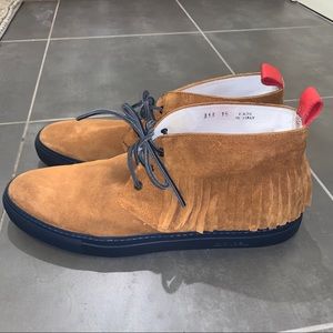 Del Toro Suede Fringe Chukka Sneaker